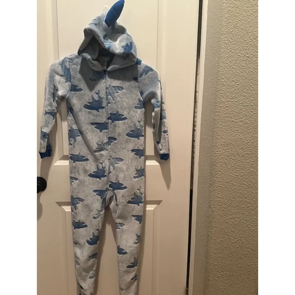 Saint Eve Youth Hooded Fleece Sleeper with Shark Print Size S (7/8)